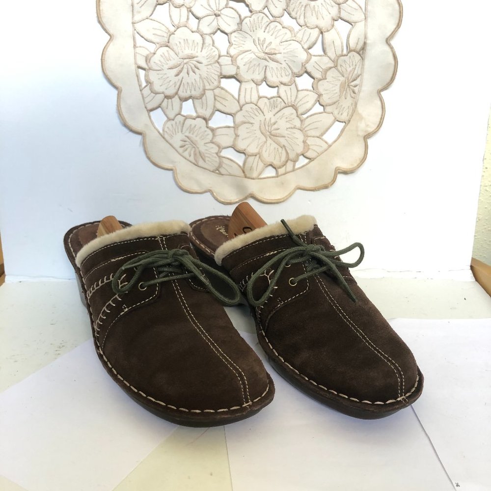 BareTraps Brown Suede Clogs
